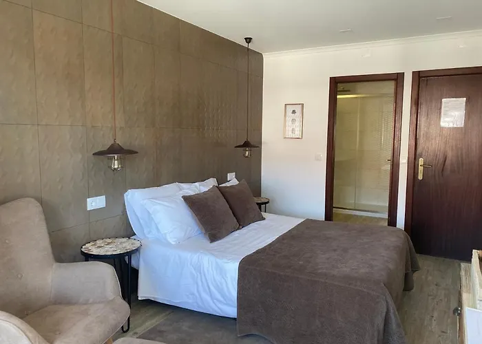 Guilhim 3* 纳扎雷